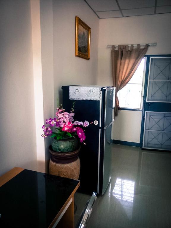 Pob Choke Residences Sattahip Exterior photo
