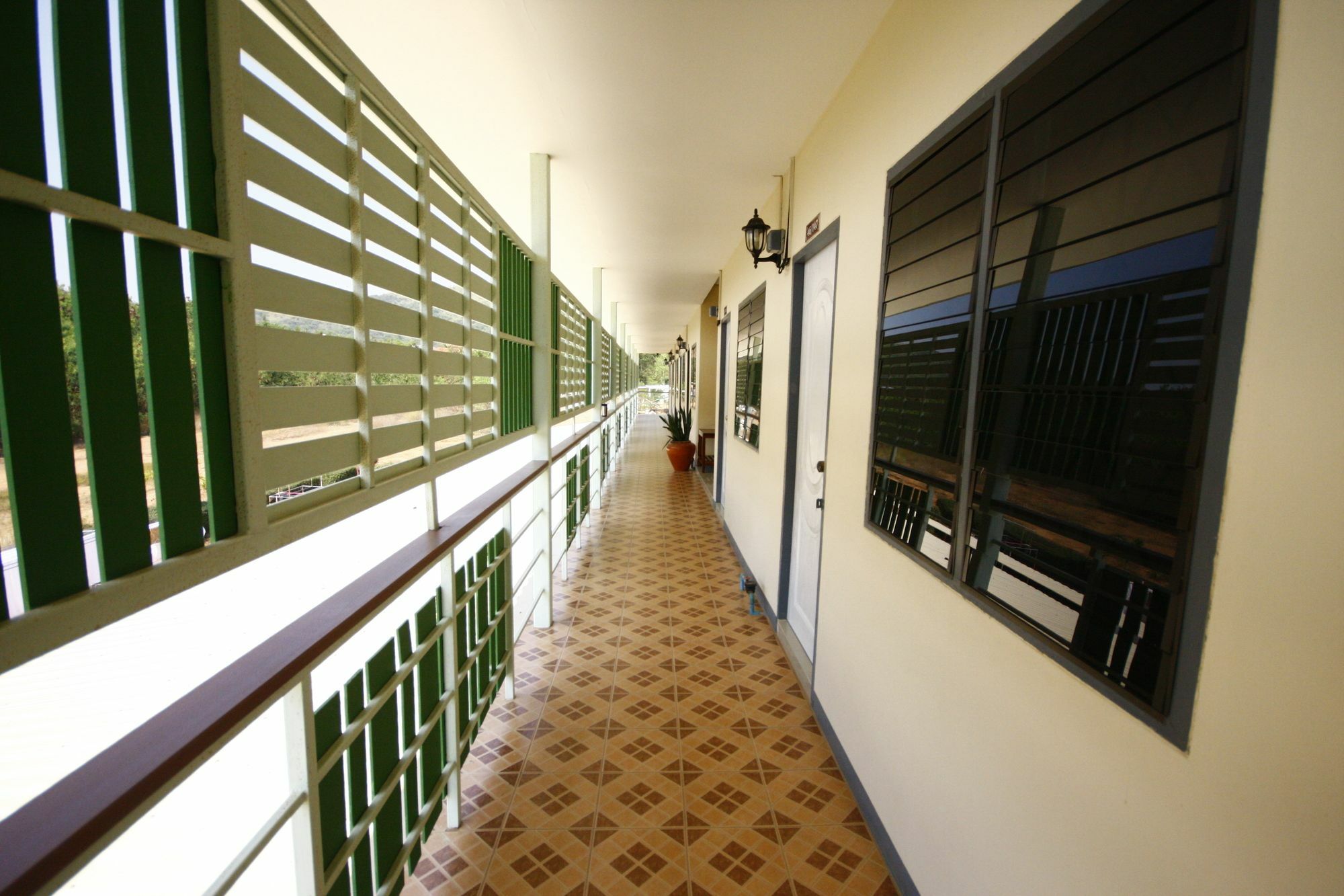 Pob Choke Residences Sattahip Exterior photo